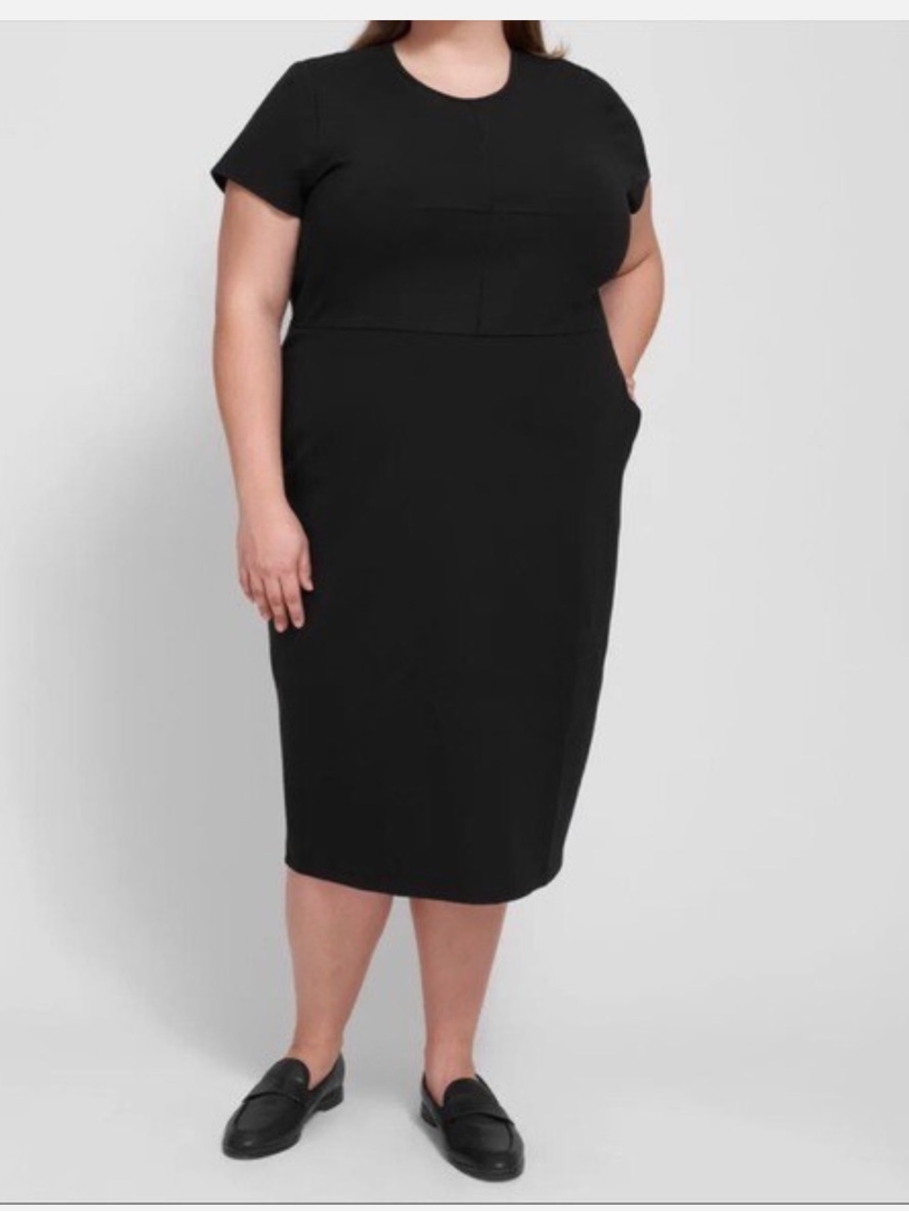 Universal Standard Black Short Sleeve Elle Ponte Knit Front Seam Midi Dress